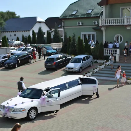 Parish Bull Отель 3*